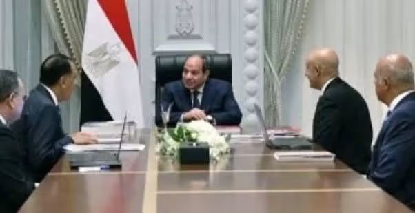 الرئيس السيسي: الامتحانات في البكالوريا المصرية من كتب الوزارة والتقييمات المعتمدة