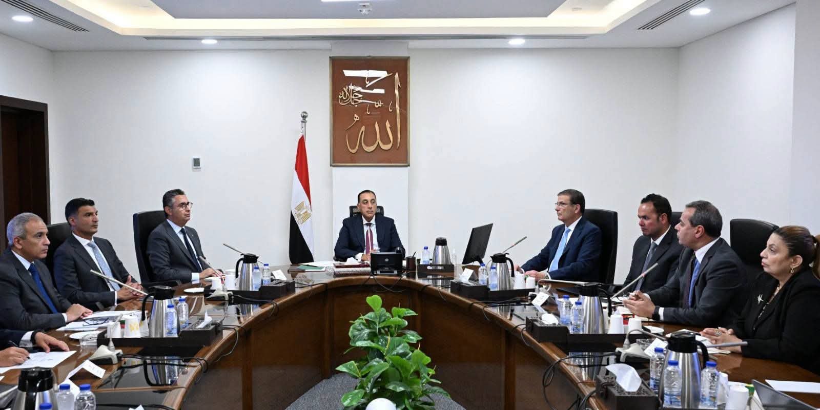 رئيس الوزراء يستعرض مقترح تنفيذ مبادرة 